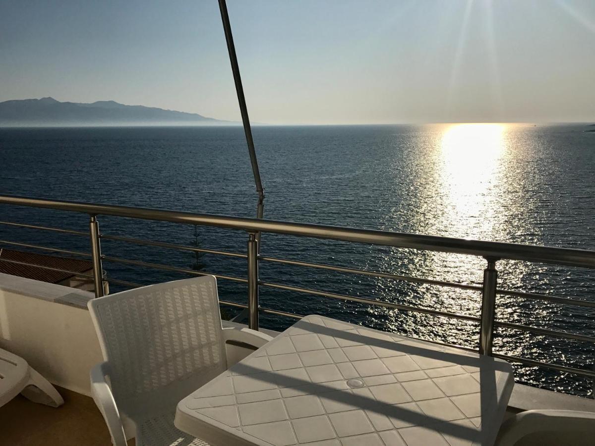 Seaside View Apartment Саранде Екстериор снимка